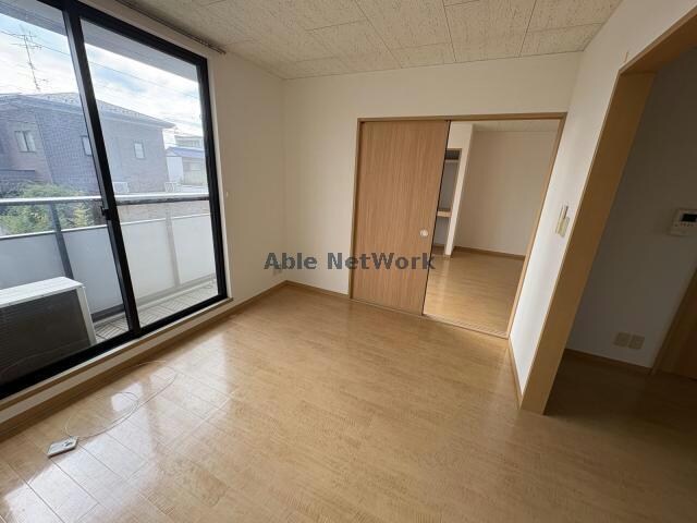 ガーデンビレッジB棟の物件内観写真