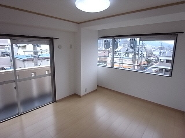 平和ビルの物件内観写真