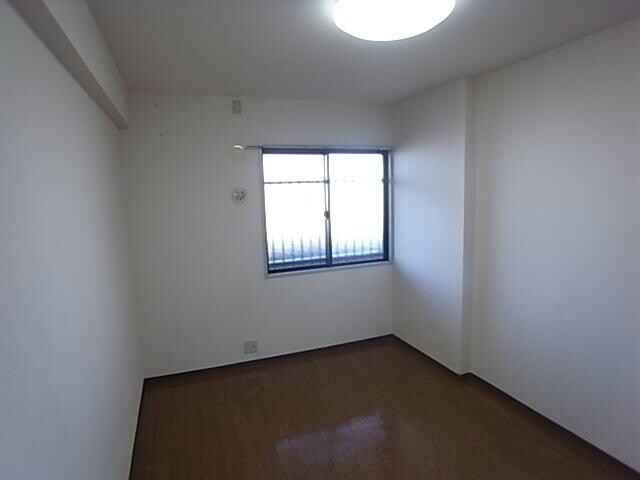 グレイシャス東島の物件内観写真