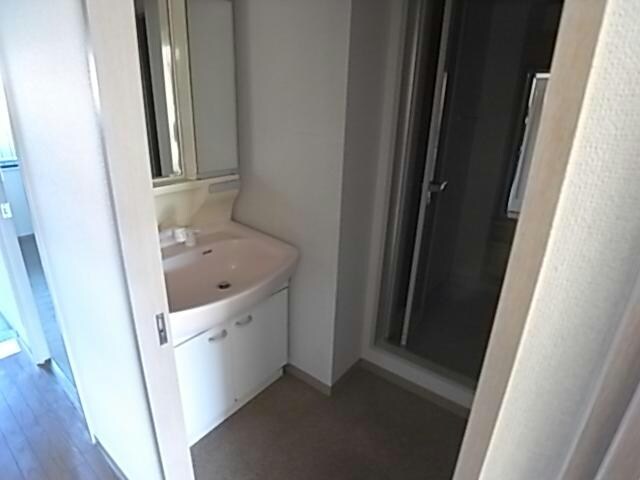 グレイシャス東島の物件内観写真