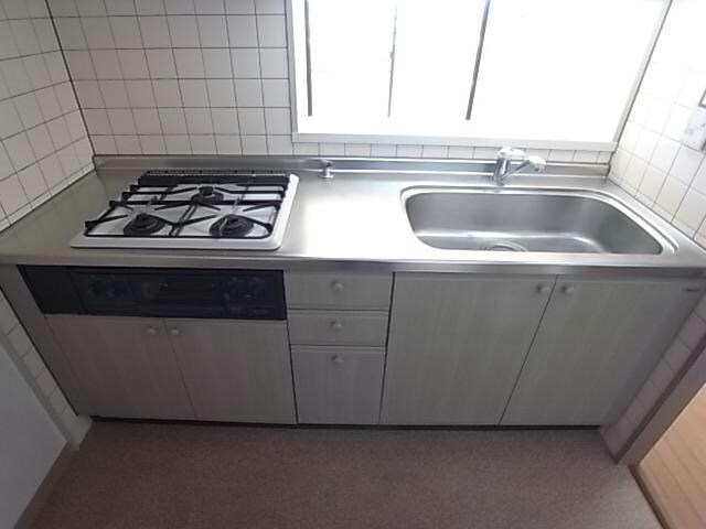 グレイシャス東島の物件内観写真