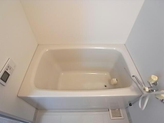 グレイシャス東島の物件内観写真