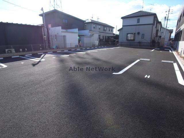 サンプレイスの物件外観写真