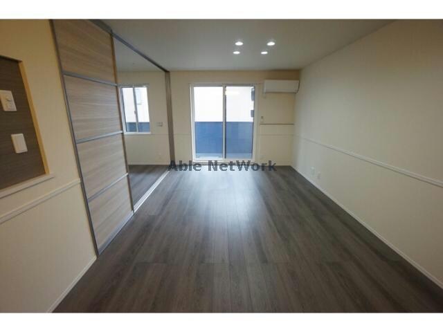 セレスティア福光西　EASTの物件内観写真