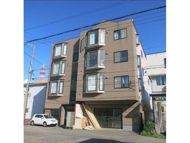 シャルル大手町の物件外観写真