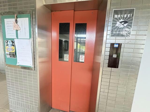 マンションリヴァージュの物件外観写真