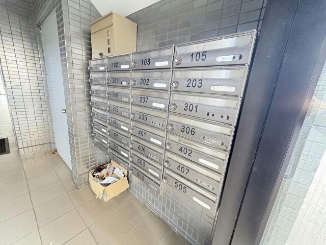 マンションリヴァージュの物件外観写真