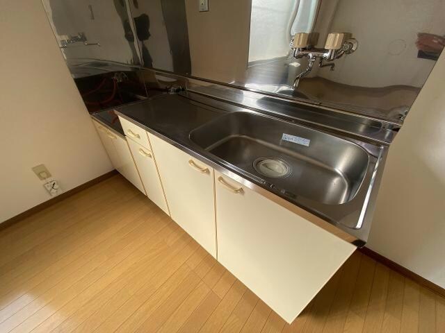 アーバンパレス214の物件内観写真