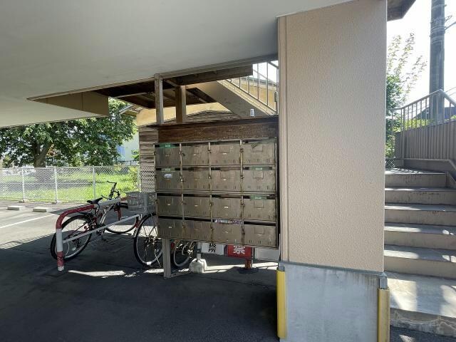 ピュアパレス川原の物件外観写真