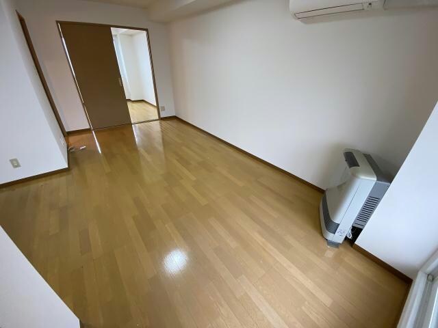 ピュアパレス豊川の物件内観写真