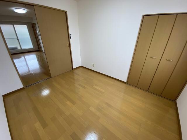 ピュアパレス豊川の物件内観写真