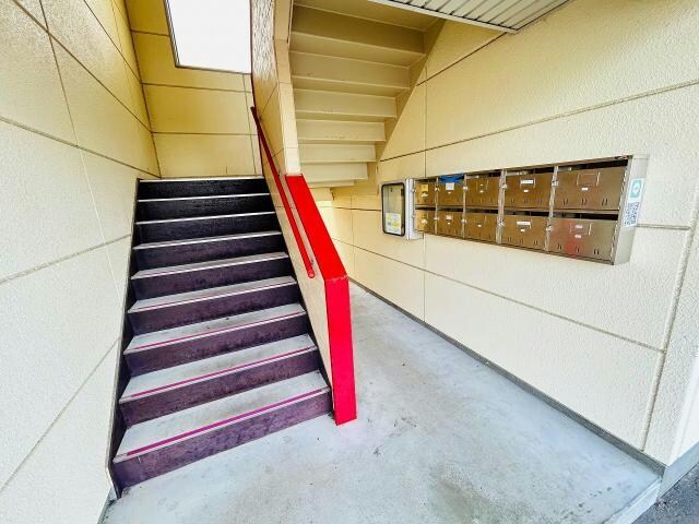 アールズコートの物件外観写真