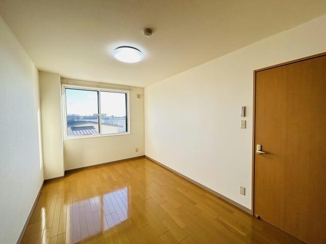 アールズコートの物件内観写真