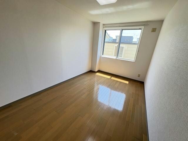 アールズコートの物件内観写真