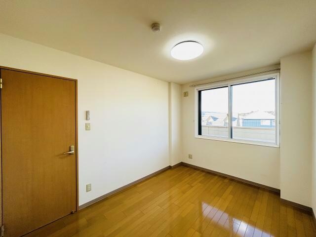 アールズコートの物件内観写真