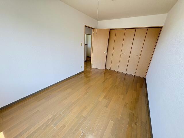 アールズコートの物件内観写真