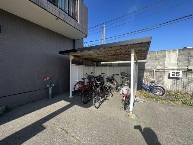 ロイヤルシティ壱番館の物件外観写真