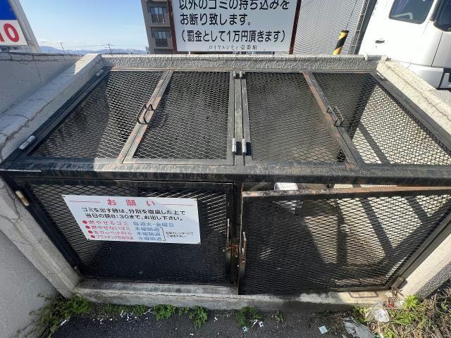 ロイヤルシティ壱番館の物件外観写真