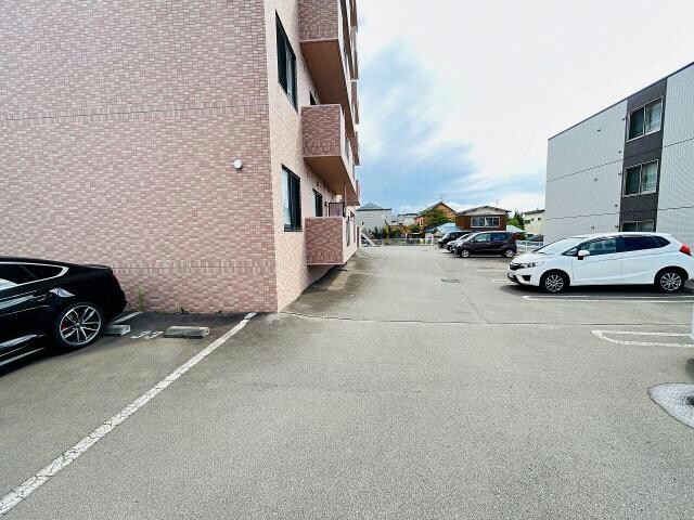 ヴォール中島の物件外観写真