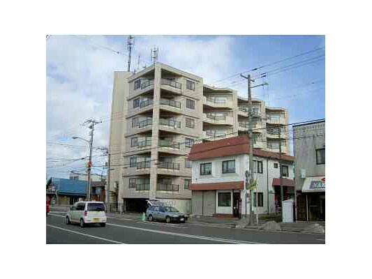 ライラックマンション函館の物件外観写真