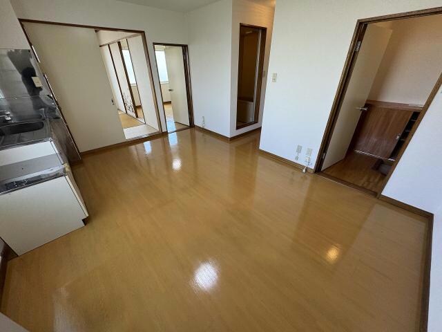 シャルム中上の物件内観写真