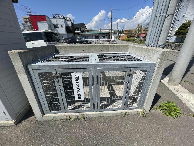 YUNO　CROSS　PLACEの物件外観写真