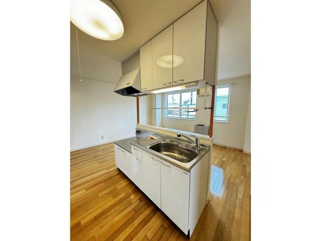 YUNO　CROSS　PLACEの物件内観写真