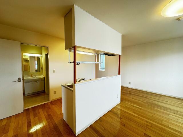 YUNO　CROSS　PLACEの物件内観写真