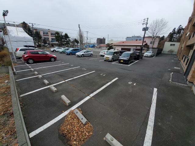 サンエスタシオン湯川の物件外観写真