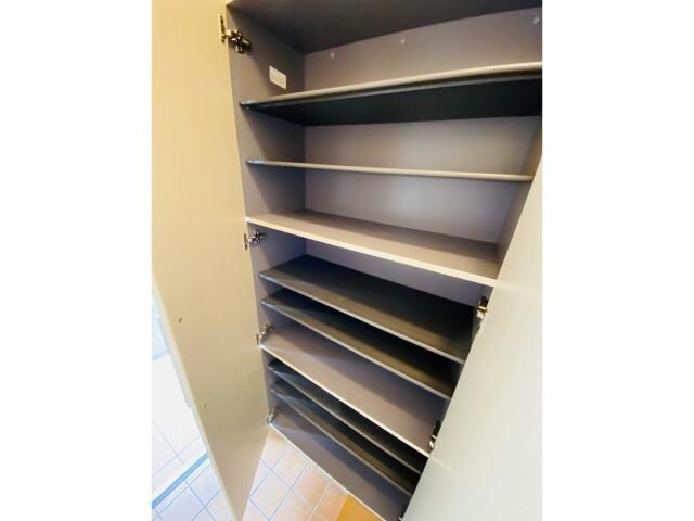 ドルチェ美原の物件内観写真