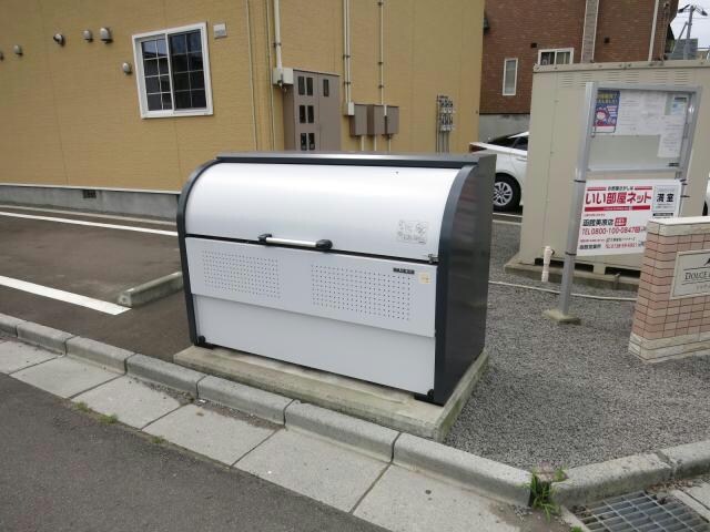 ドルチェ美原の物件外観写真