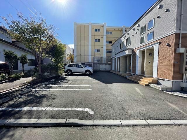 グロリアスカーサ本町の物件外観写真