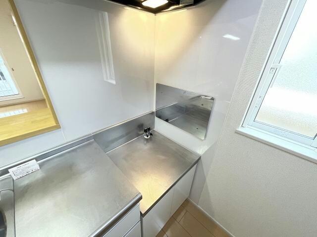 グロリアスカーサ本町の物件内観写真