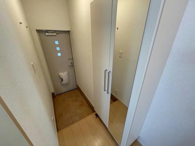 グロリアスカーサ本町の物件内観写真