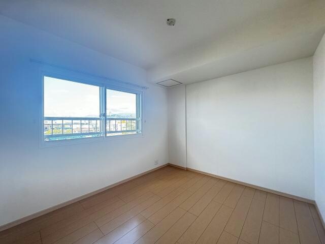 ファーストレジデンスの物件内観写真