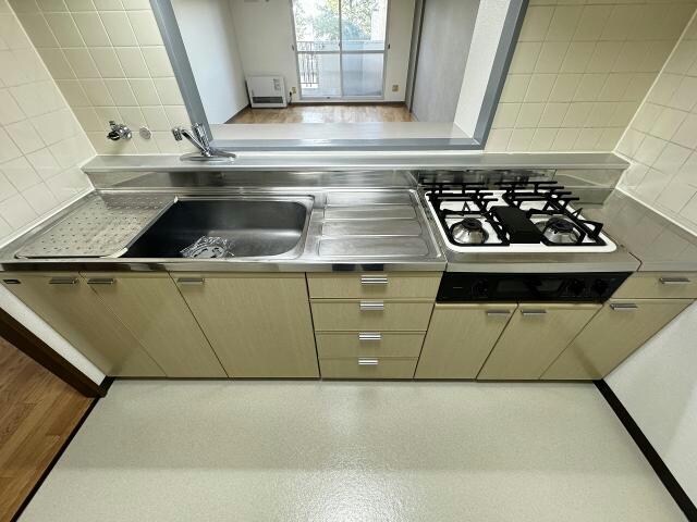 ミリオンパレス駒場の物件内観写真