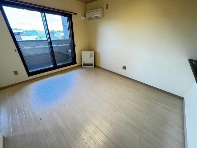 NEW PIAZZAの物件内観写真