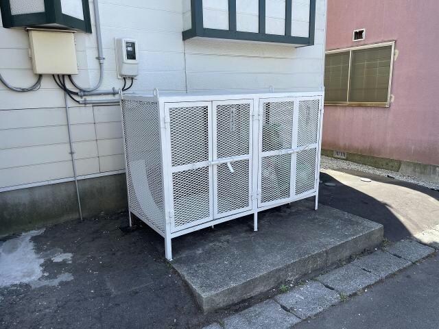 ロエル昭和の物件外観写真