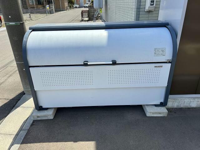 パレ・ドゥ・ヴォーグⅡの物件外観写真