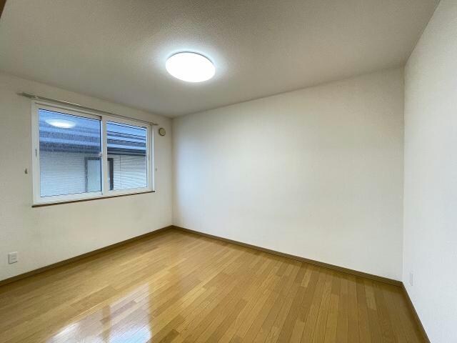 Sakura Apartmentsの物件内観写真