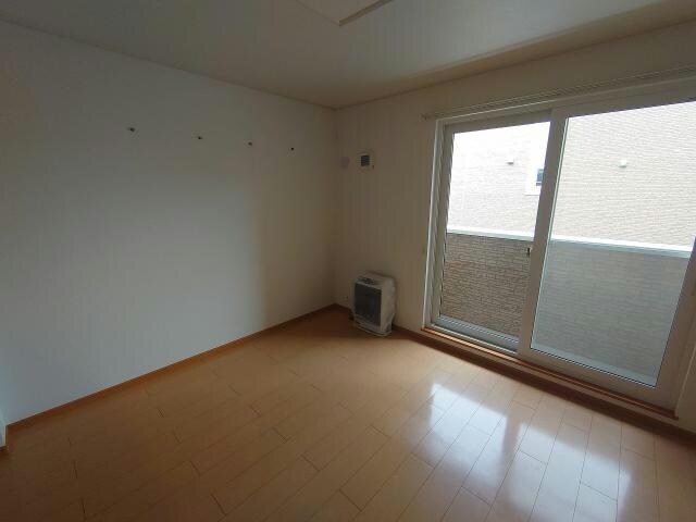 TERRACE HOUSE Eの物件内観写真