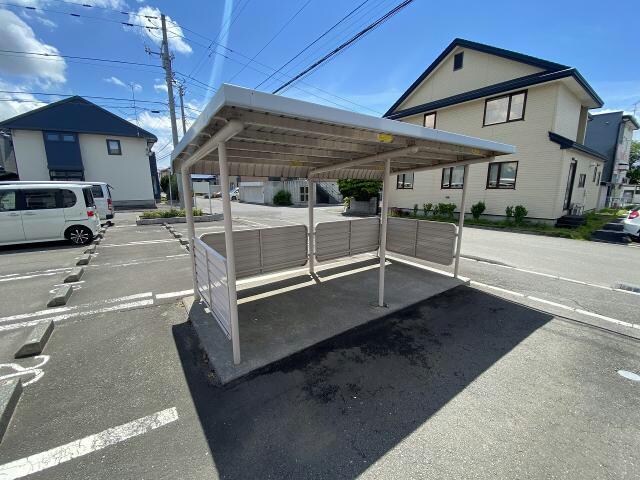 ベルクール石川2号館の物件外観写真