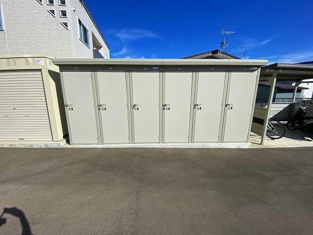 クレアドルーンの物件外観写真