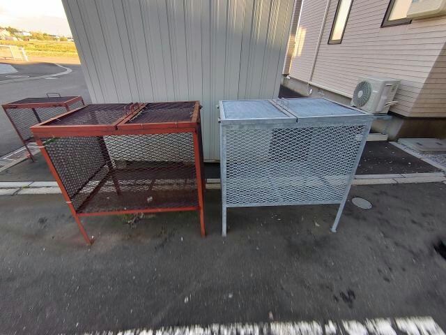 ハイツピレニーの物件外観写真