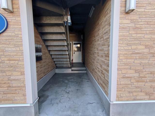 ハイツピレニーの物件外観写真