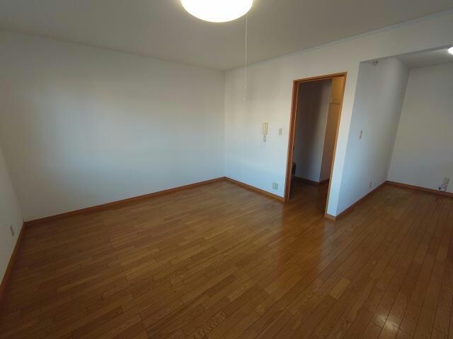 ハイツピレニーの物件内観写真