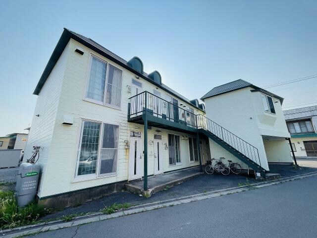 エリザベス鍛治の物件外観写真