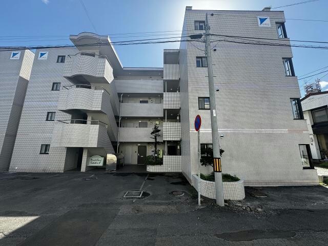 ノースコート深堀Ⅱの物件外観写真