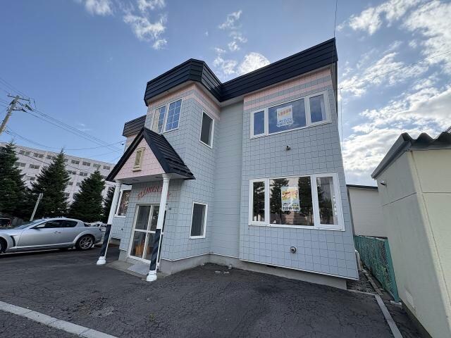 フラワーBOXの物件外観写真