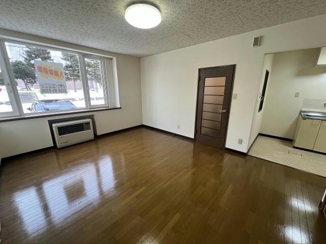 フラワーBOXの物件内観写真